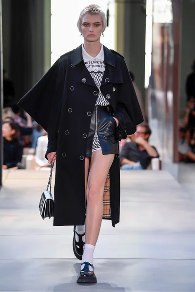 Look 66